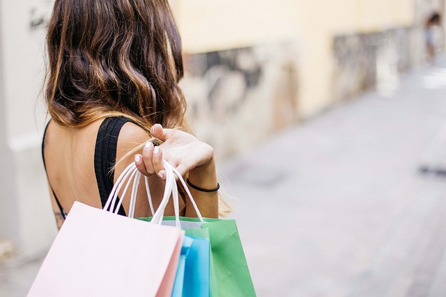 Woman shopping in Herndon while Home Clean Heroes cleans her house